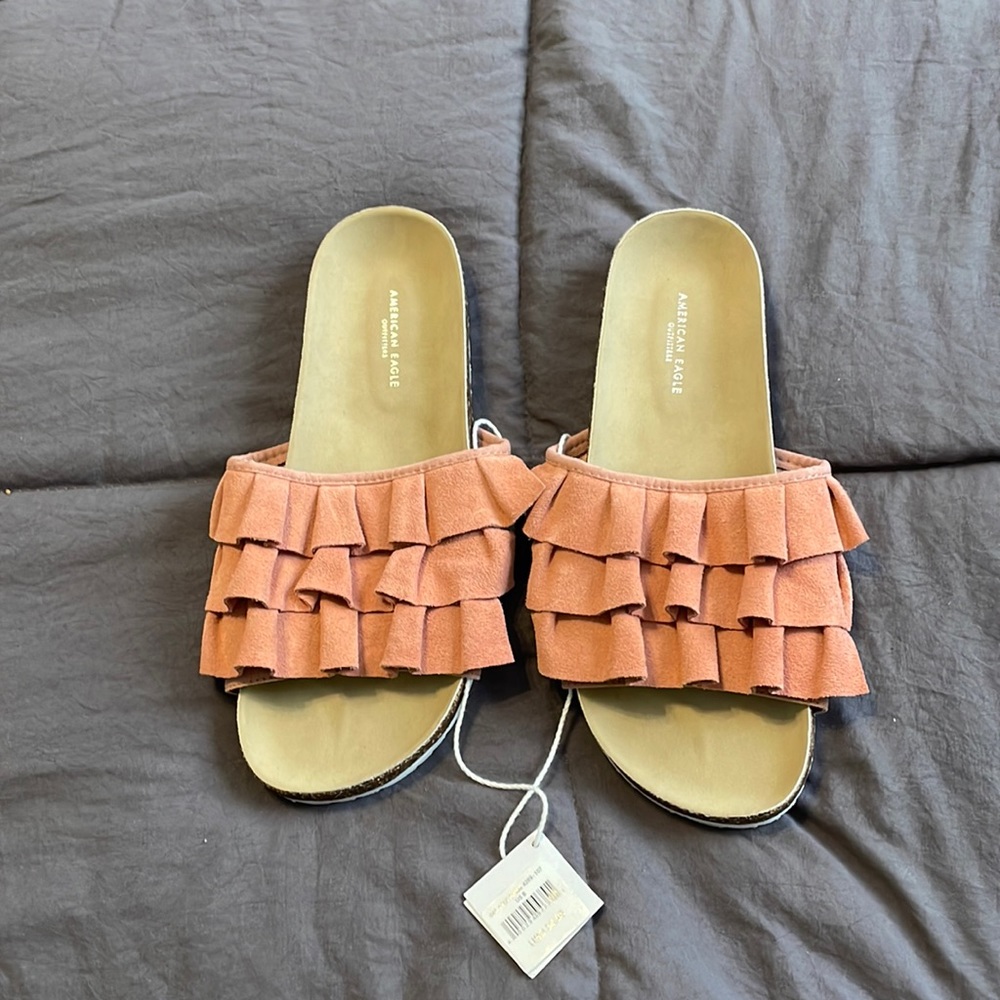 American Eagle sandals